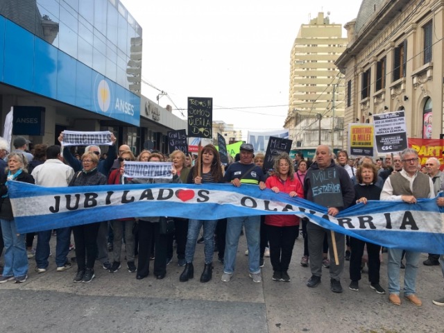 Movilizacin frente a la Anses este mircoles